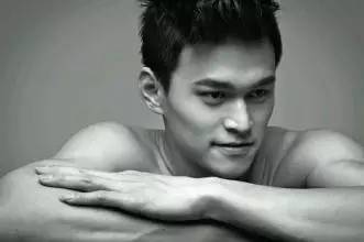 新老公推荐：泳坛最值得看的肉体