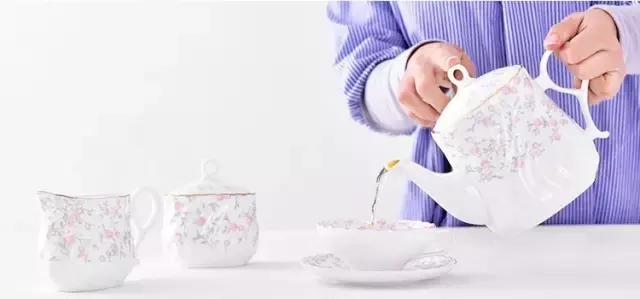 如何优雅地做装逼界的一股清流？