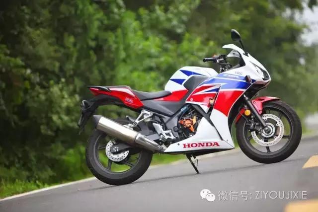 2017款ninja250和18款,ninja250排气四缸对比r6