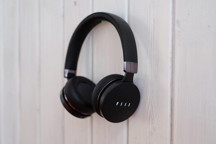 汪峰推荐的蓝牙耳机值得买吗,汪峰蓝牙耳机哪个系列好