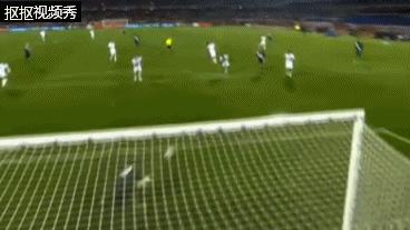 足球中不可思议的门将,足球门将手上涂的是什么