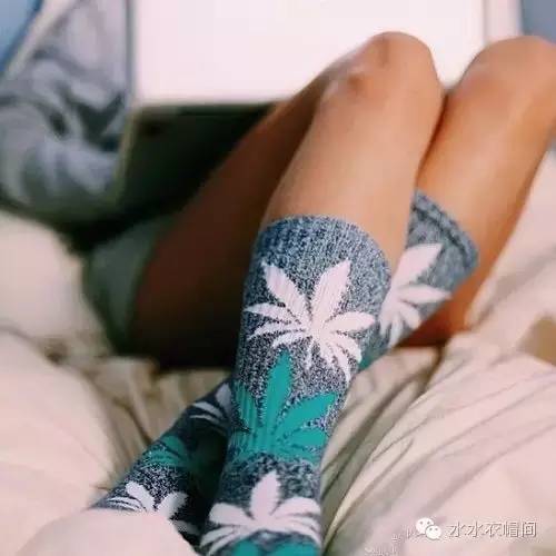 无HUF，不滑板？NO！HUF有的是性感潮范儿~