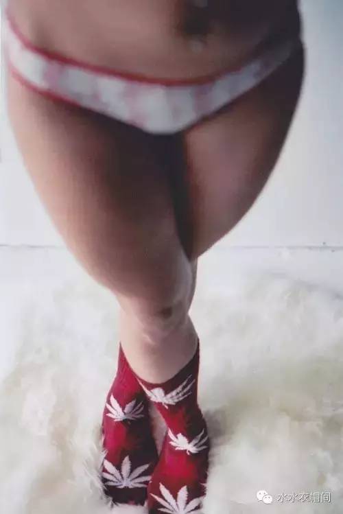 无HUF，不滑板？NO！HUF有的是性感潮范儿~