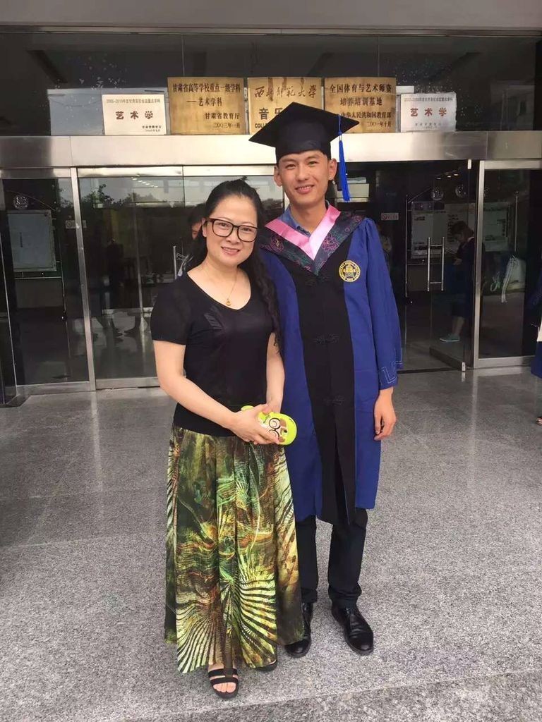 毕业季，景泰学子身患鼻咽癌；为治病，家里已是债台高筑