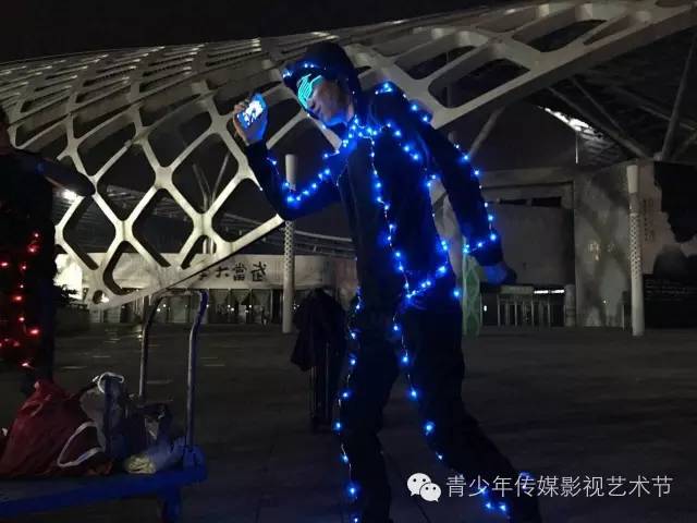 看这里！哇咔咔《南山区形象宣传片》之友情出演篇