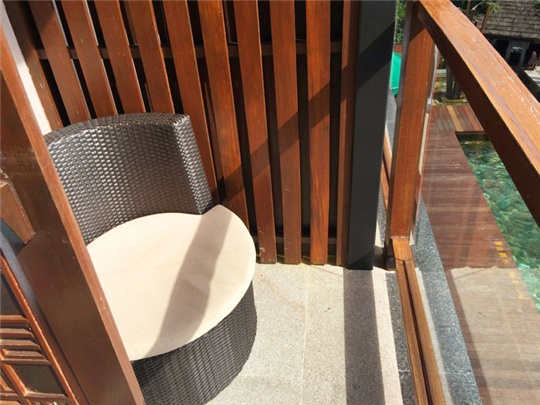 三亚旅行结婚纪念日,小两口结婚纪念日在家过二人世界