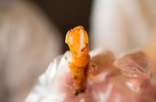 奇葩！泉州这家餐厅竟开在3D电影院里！招牌菜是西瓜皮！