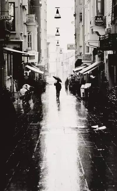 当我想你的时候感恩的泪在流,当我想你的时候千百惠