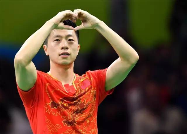 盘点奥运会特别精彩的一幕,奥运会的十大精彩瞬间