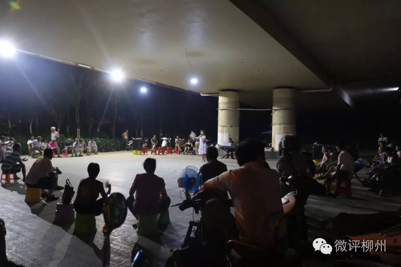 桥底滨水空间,桥底空间利用