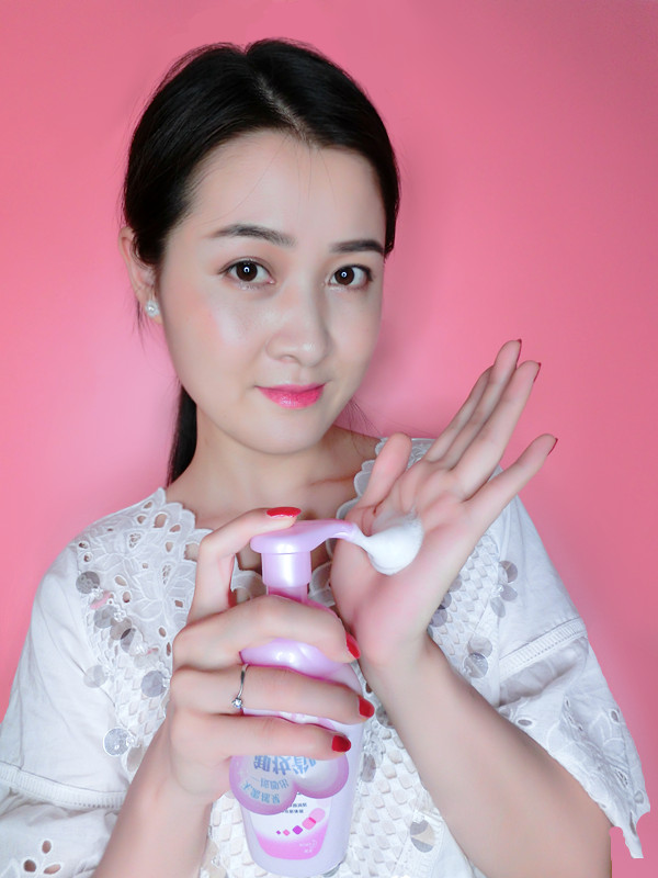 美丽从护肤做起,碧柔深层净润卸妆泡沫