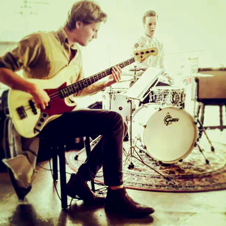 手机旅行摄影拍照,手机旅行vlog摄影教学视频