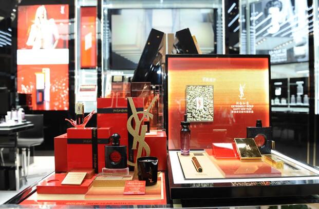 ysl圣罗兰专柜活动,广州ysl圣罗兰