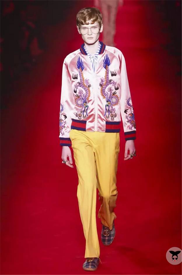 白百何高圆圆照片曝光,白百何高圆圆皮衣