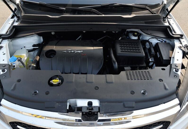 超高性价比SUV宝骏560对比大迈X5