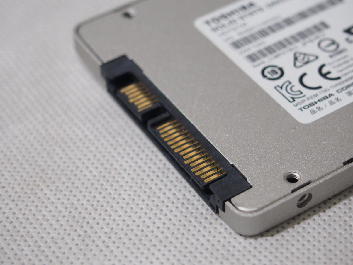 东芝q300固态硬盘,东芝q300固态硬盘带dram缓存