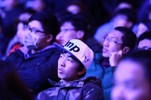 lol玩家对王者荣耀的看法,lol玩家对uzi的评价