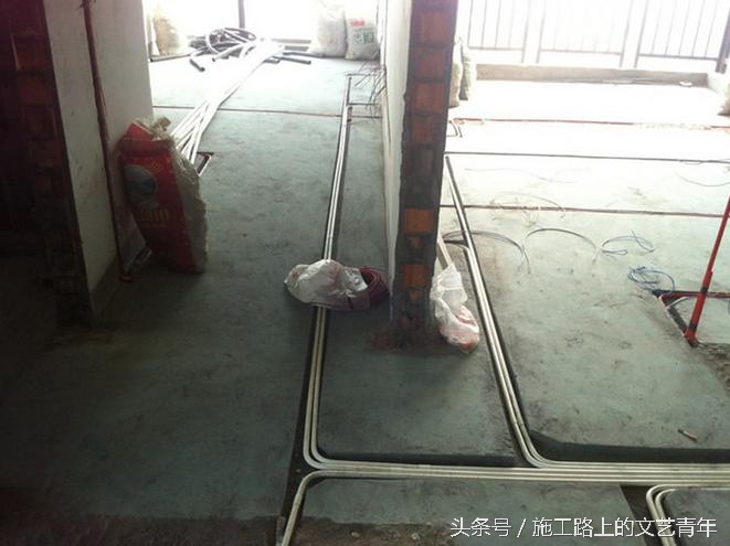 装修进行时，求高手来鉴定我家师傅安装水电的错误做法！