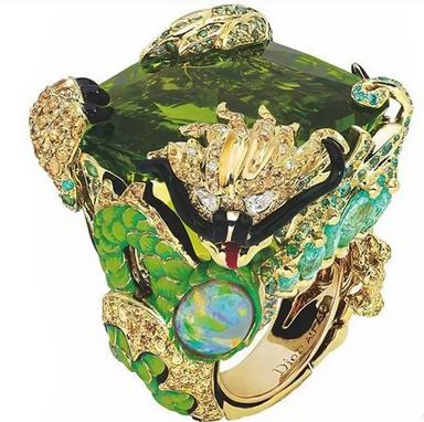 橄榄石是几月生辰石,橄榄石八月生辰石