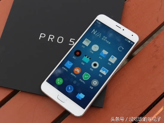 小叫花子教你挑选高性价比手机。