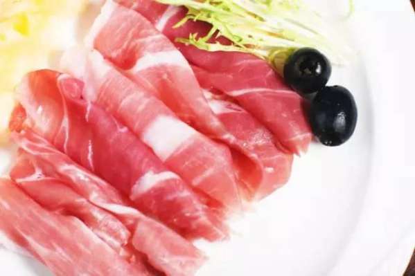 开一个酒馆前期需要做些什么,如何开一个成本低的酒馆