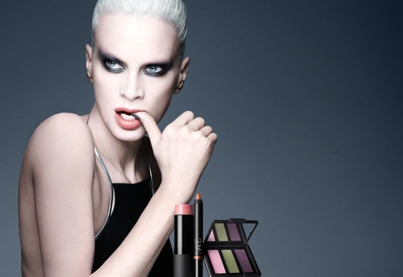 画好桃花猫眼妆，SexyQueen就是你！（内附产品测评）