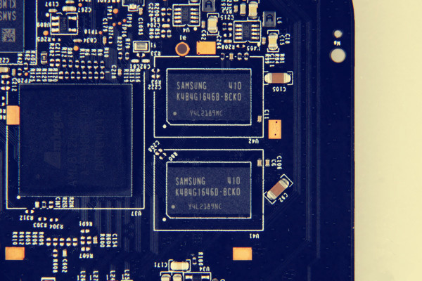 YunOS天猫魔盒1S硬件拆解