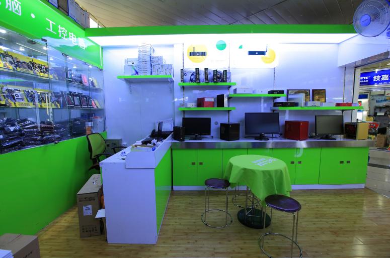 电脑行业实体店还能走多远？前景令人堪忧！