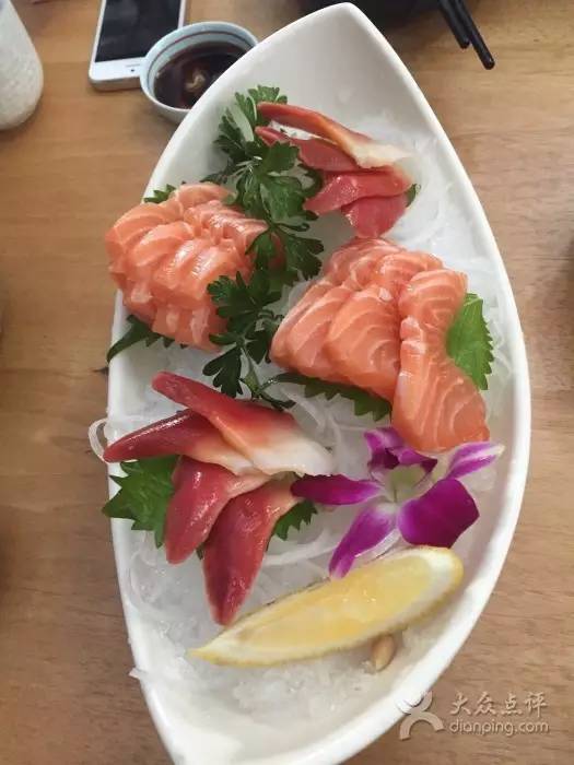 提醒！吃货千万慎坐西安3号线！一站一吃至少胖10斤！