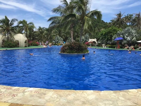 三亚跟团游5天4晚1000,三亚5天4晚跟团游攻略