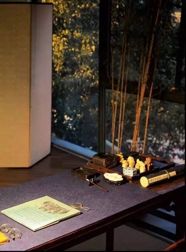 入世渐多恩怨事，理欲藏神息智争