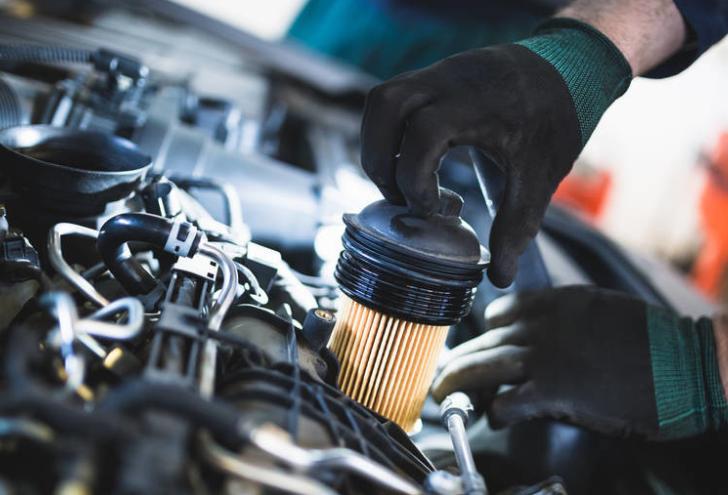 清理发动机积碳油箱应该有油不,发动机积碳清理干净有用吗