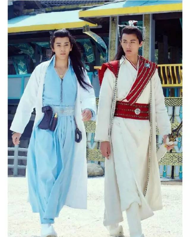 对于“单纯不做作地抢了女一剧本”“羽还真”陈若轩有话要说我其实是一个话题终结者