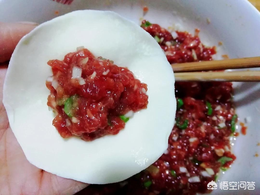 牛肉馅蒸饺子怎么调馅,牛肉馅包子调馅教程