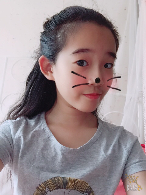 14岁女生有喜欢的男生该怎么引导,学生时期遇到喜欢的男生要表白吗