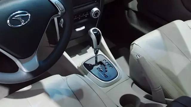 东南菱悦v3三大件,东南菱悦V3拆车件