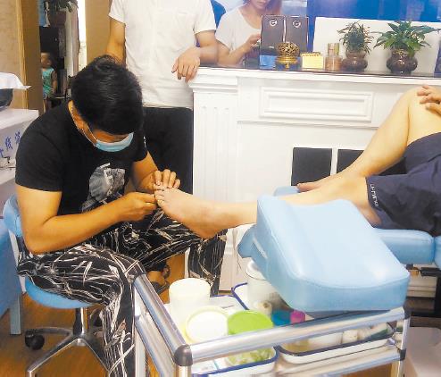 如何白手起家创业实体案例,一个人创业开店成功率