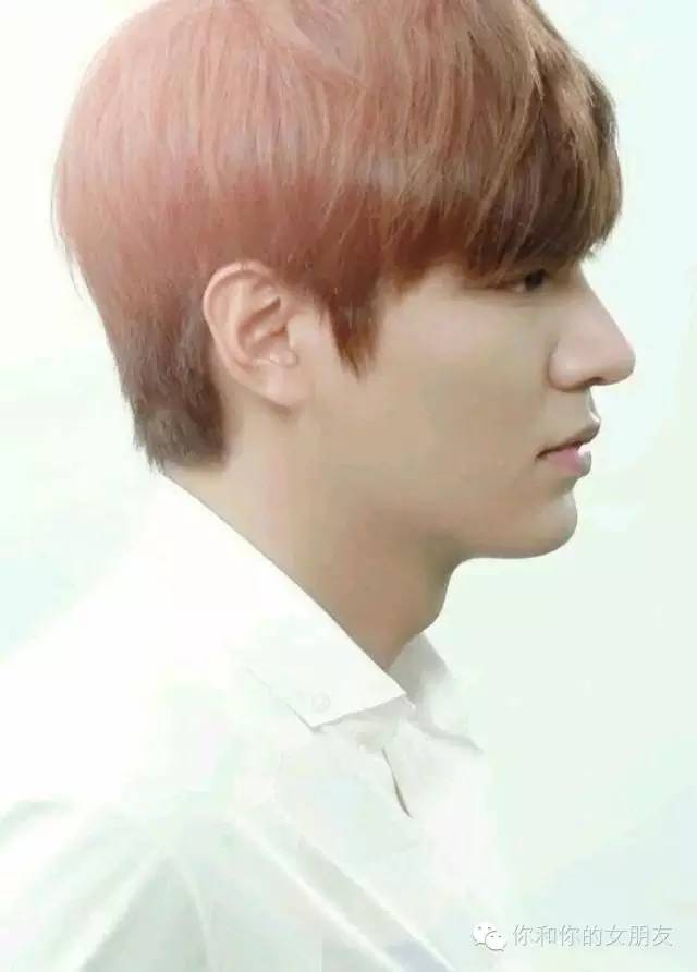 长脸发际线高男生修容教程,鬓角修容