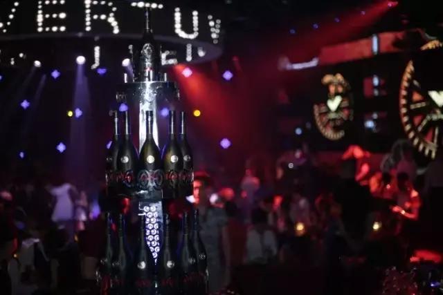 龙华区酒吧排行榜第一名,龙华排名第一的酒吧