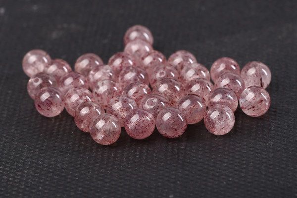 草莓晶手串的功效与作用,草莓晶的功效和寓意