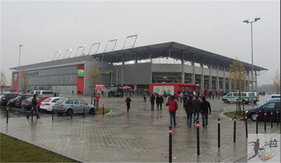 德甲球场盘点,德甲球队足球场