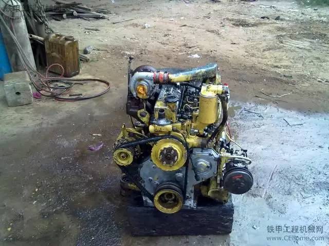 为什么二手挖机市场那么便宜,深圳现在二手挖机便宜了吗