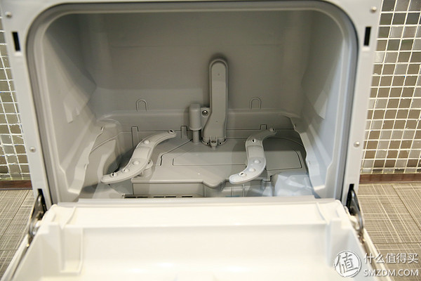 小厨房放集成灶冰箱洗碗机,小厨房如何装洗碗机和冰箱