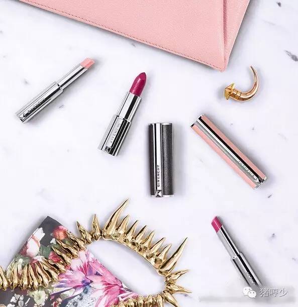 ysl刻字口红,ysl的刻字卡片