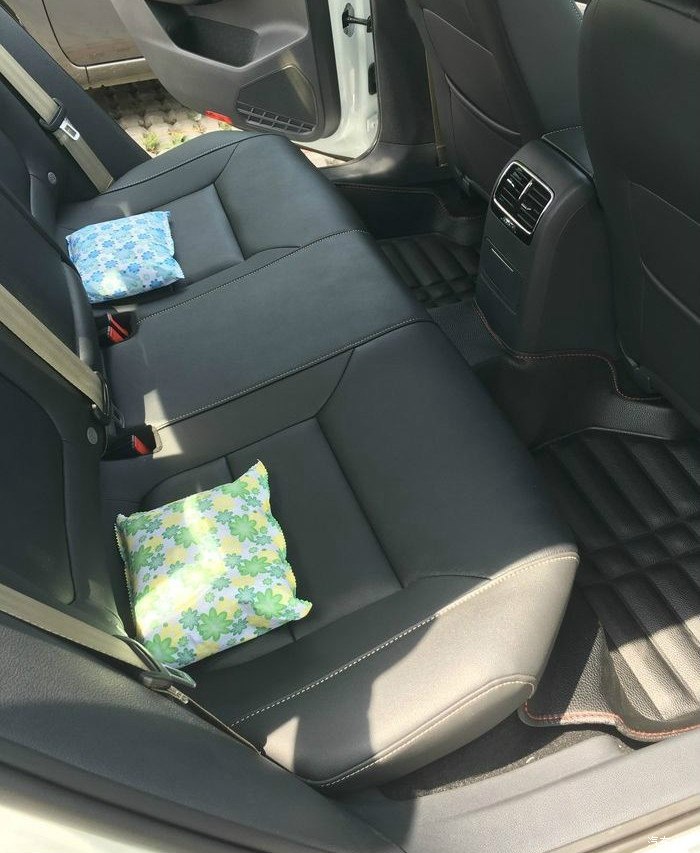 速腾大气稳重,速腾25周年纪念版