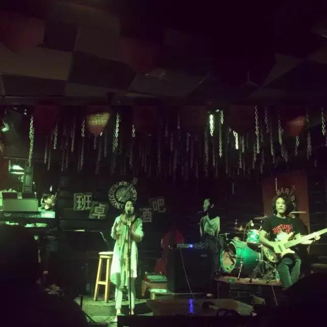 济南美食攻略--泥嚎！你被逮捕在佛山街美食犯罪现场！