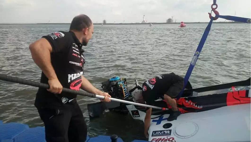 哈尔滨赛艇比赛,f1世界锦标赛阿布扎比