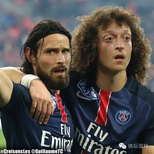 穆帅教练教球,铁锹训练