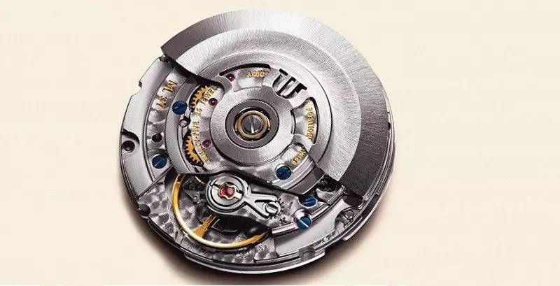 职场男买机械表还是智能表,去年买了块表怎么样