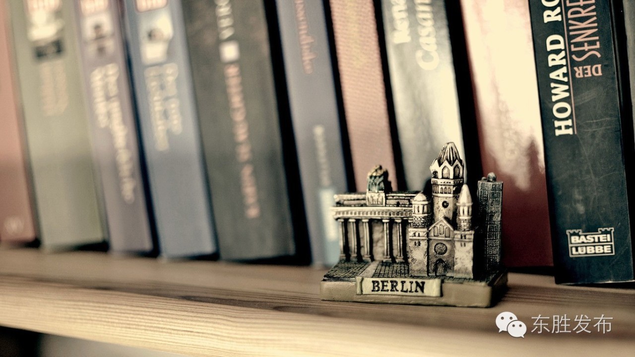 这么多东胜人会写书评，也许你会从中发现又一个“可好女女”